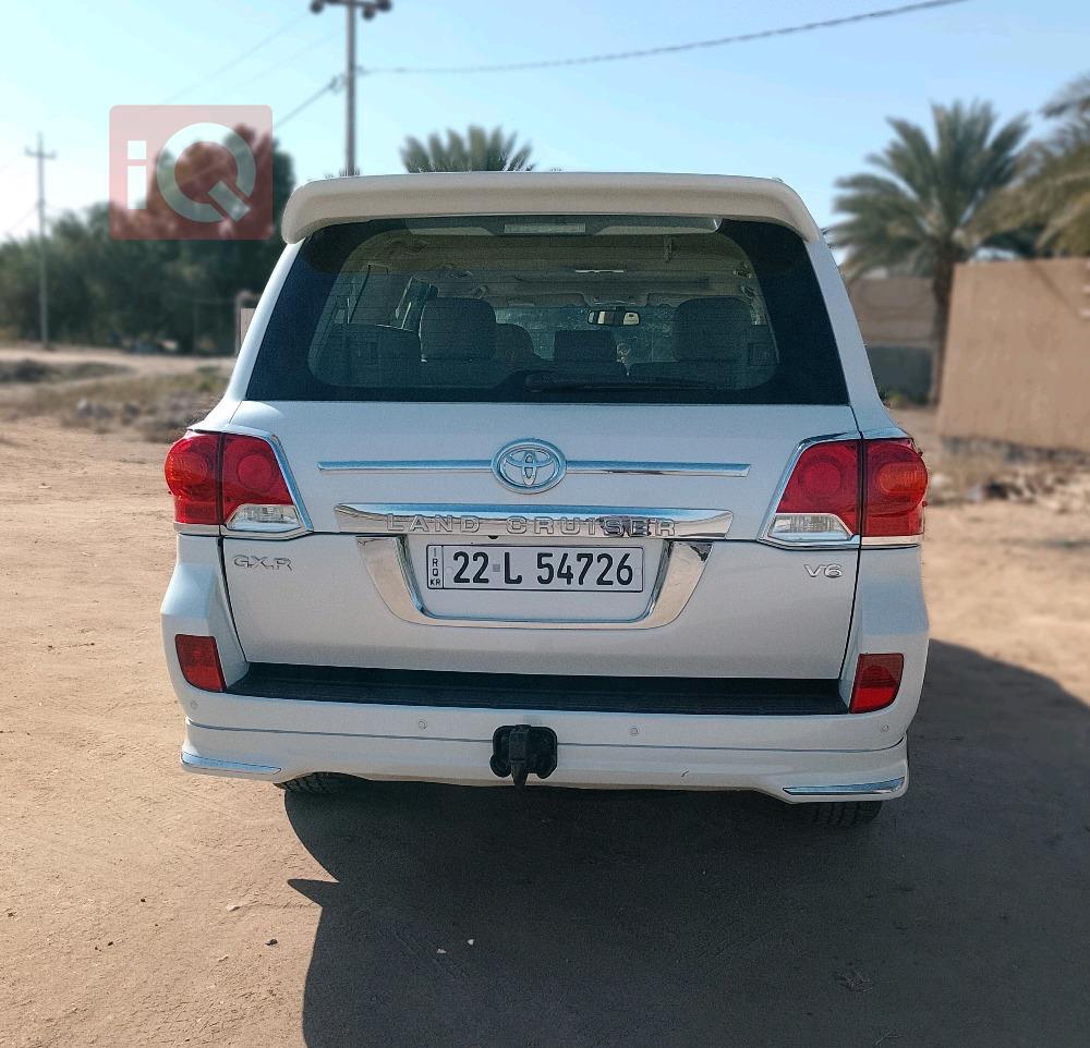 تويوتا لاندكروزر